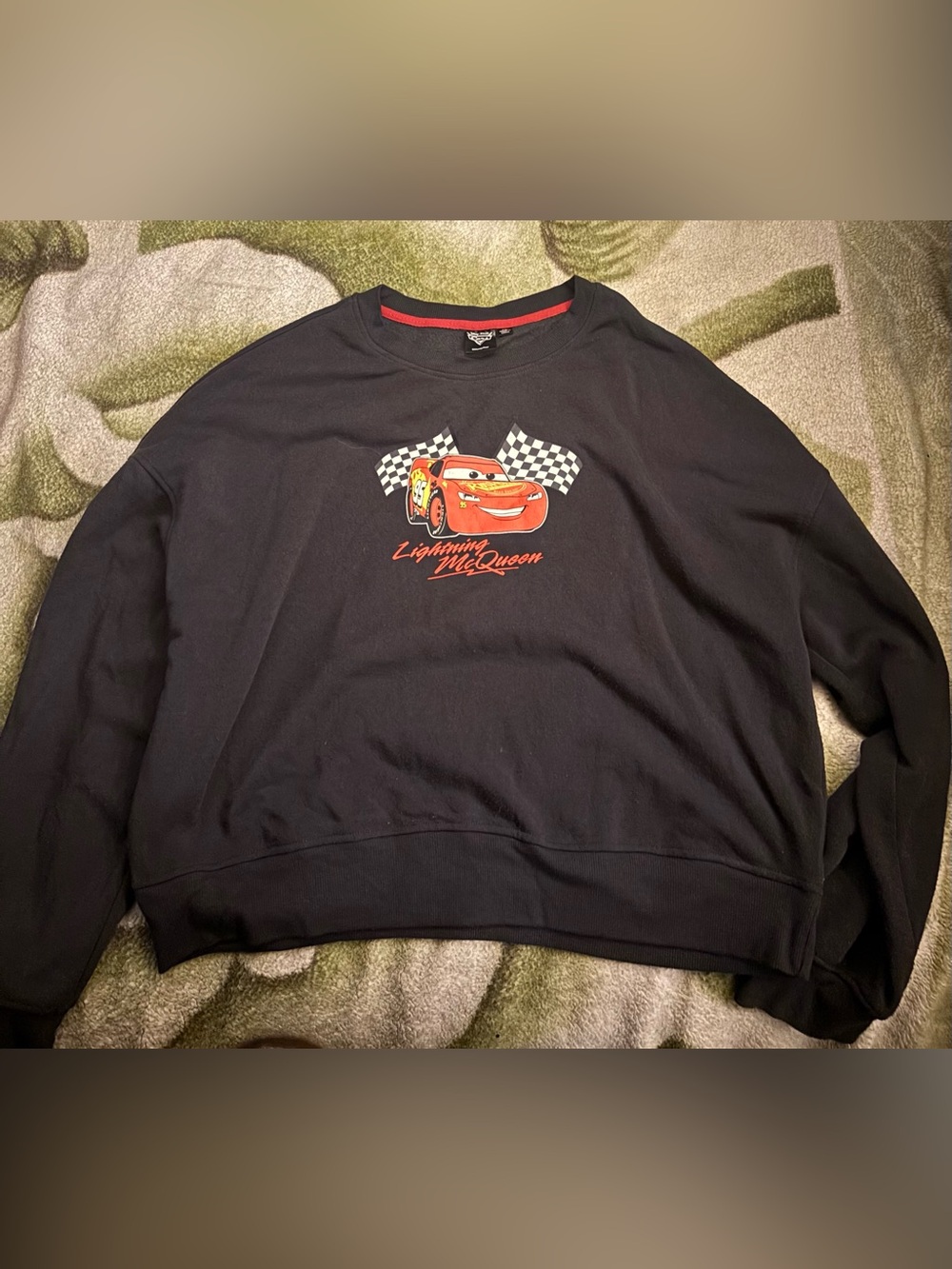 Target Black Crewneck Sweatshirt with Red Lightning McQueen Graphic Disney